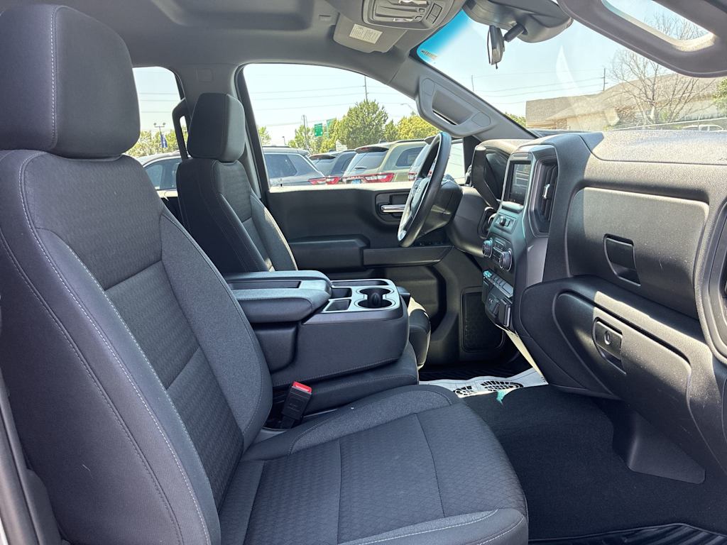 Thumbnail: 2023 Chevrolet Silverado 1500 - 9