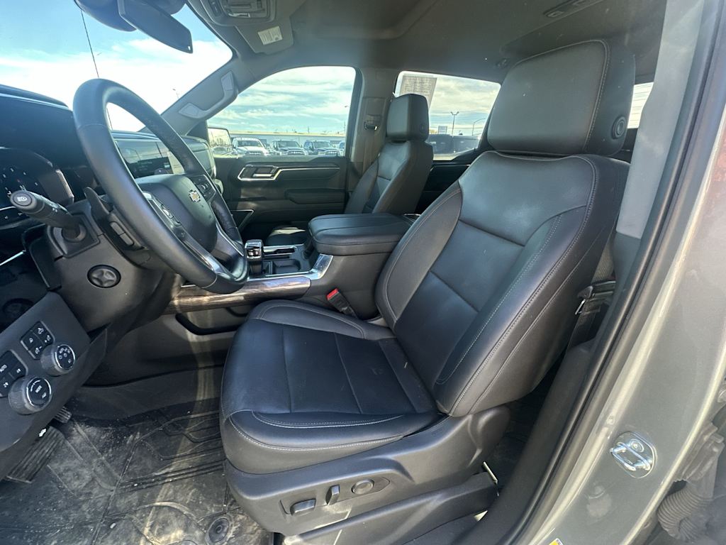 Thumbnail: 2023 Chevrolet Silverado 1500 - 7