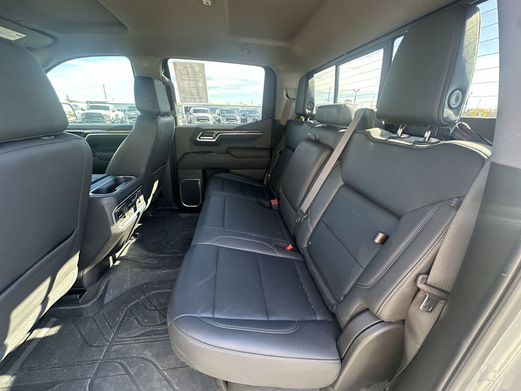 Thumbnail: 2023 Chevrolet Silverado 1500 - 9