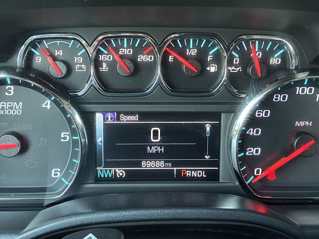 Thumbnail: 2018 Chevrolet Silverado 1500 - 12