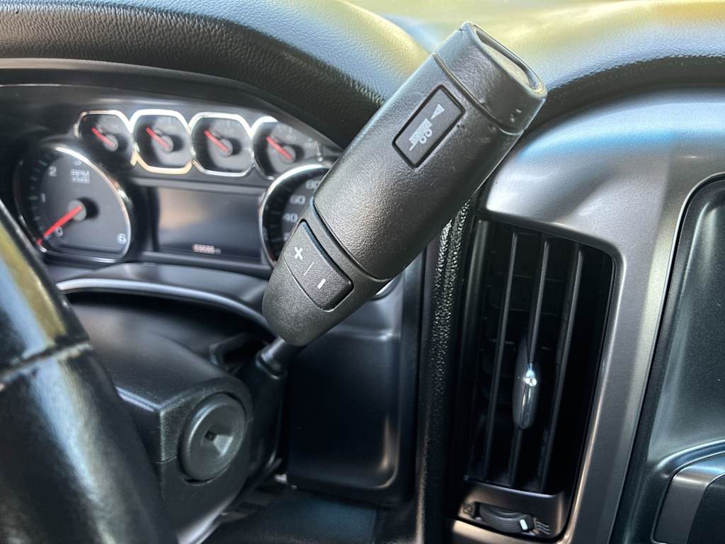 Thumbnail: 2018 Chevrolet Silverado 1500 - 21