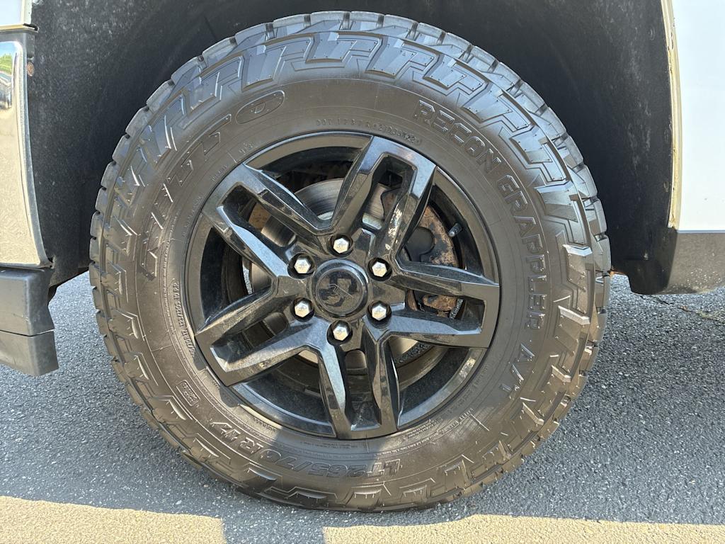 Thumbnail: 2018 Chevrolet Silverado 1500 - 7