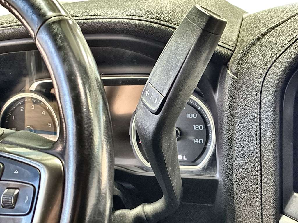 Thumbnail: 2020 Chevrolet Silverado 1500 - 24