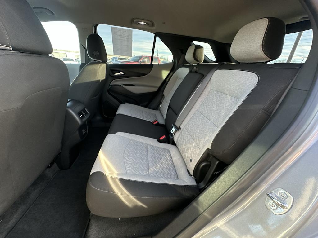 Thumbnail: 2023 Chevrolet Equinox - 10