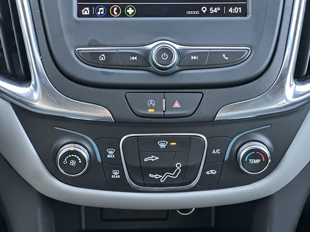 Thumbnail: 2023 Chevrolet Equinox - 21