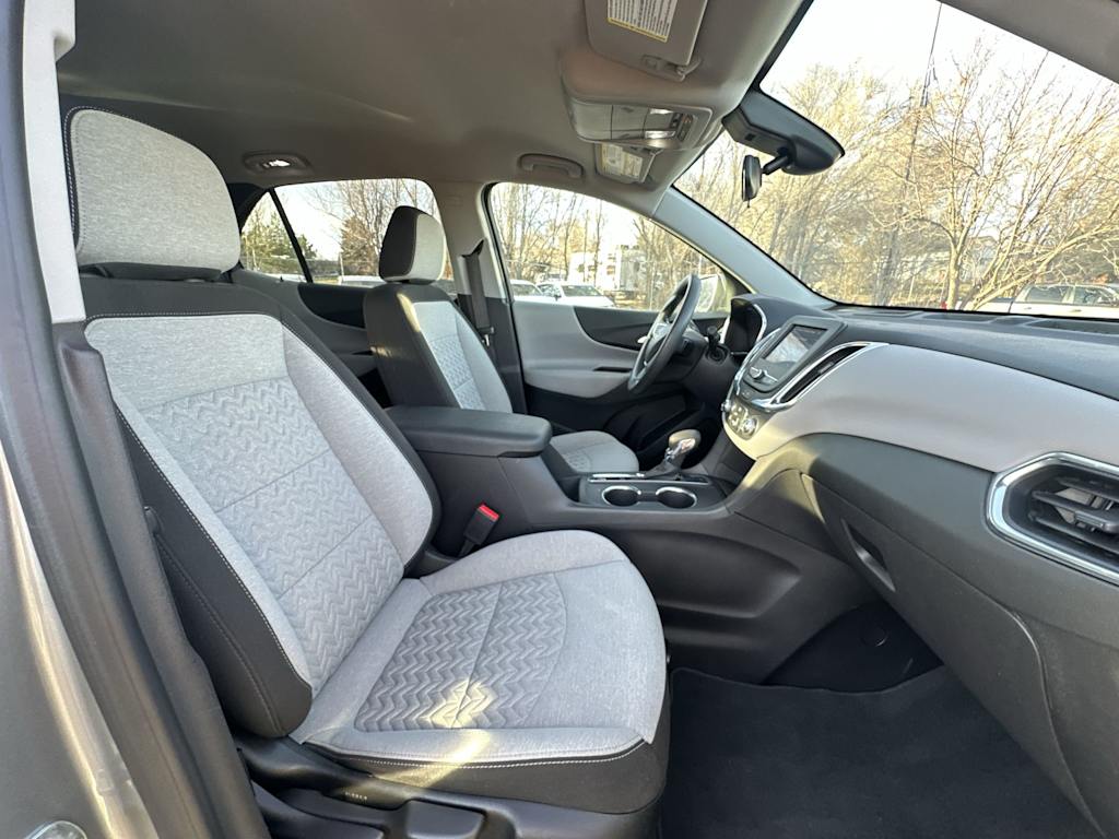 Thumbnail: 2023 Chevrolet Equinox - 9