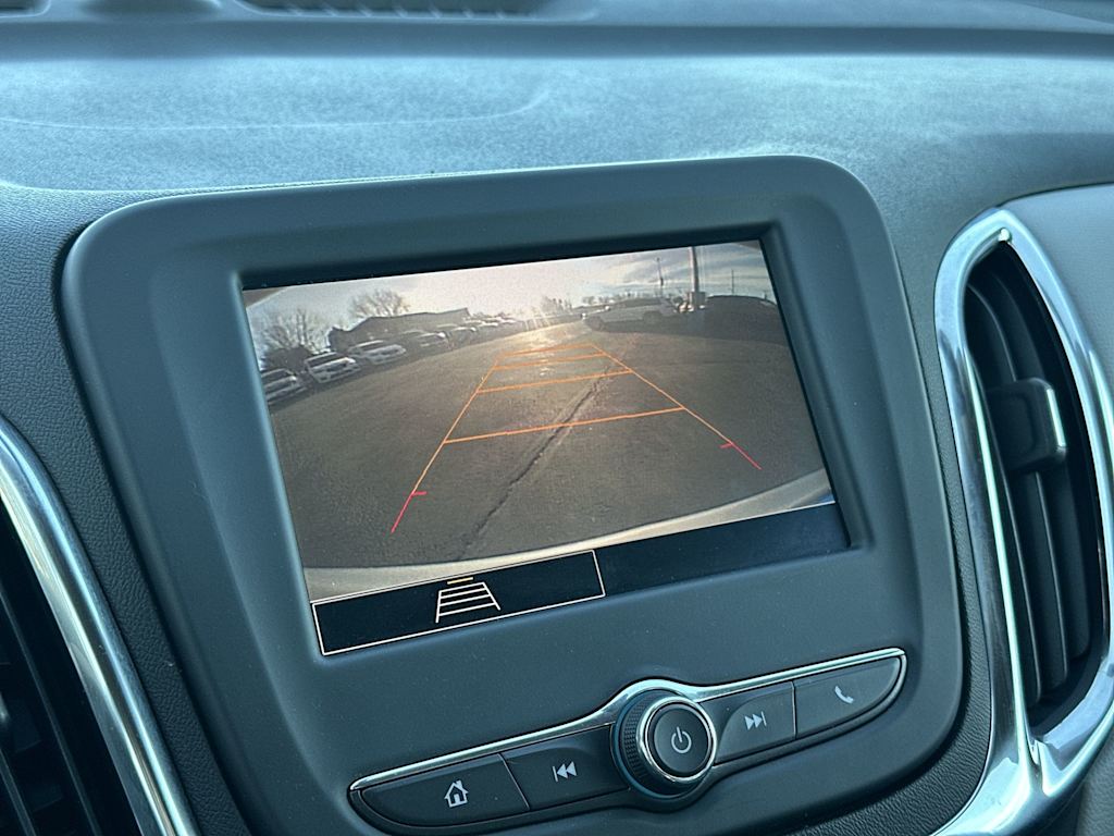 Thumbnail: 2023 Chevrolet Equinox - 23