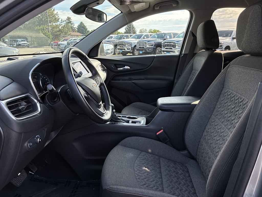 Thumbnail: 2024 Chevrolet Equinox - 9