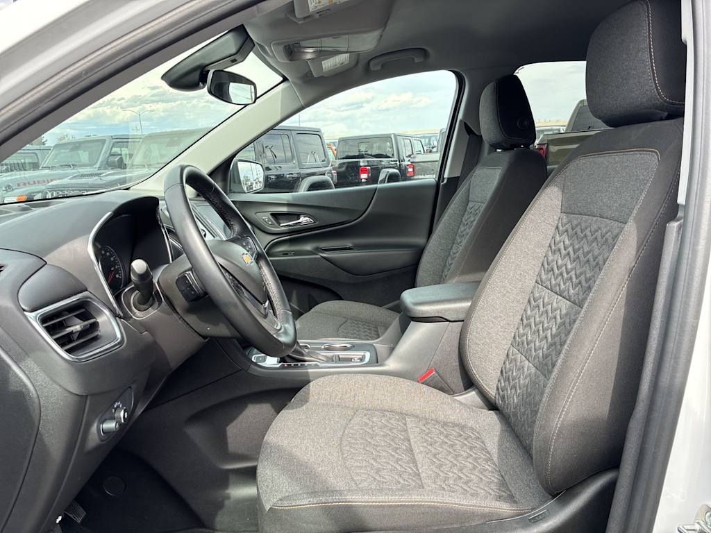 Thumbnail: 2024 Chevrolet Equinox - 8