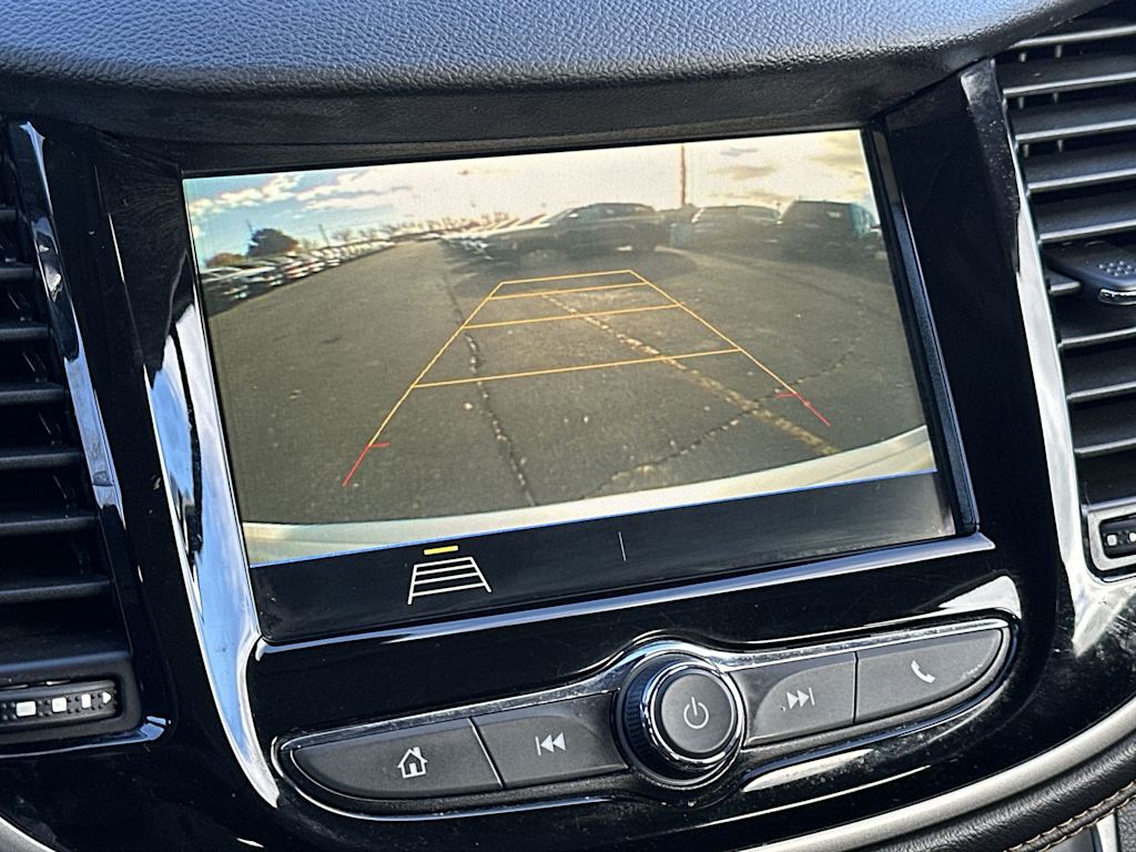 Thumbnail: 2019 Chevrolet Trax - 23