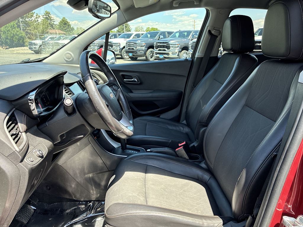 Thumbnail: 2018 Chevrolet Trax - 8