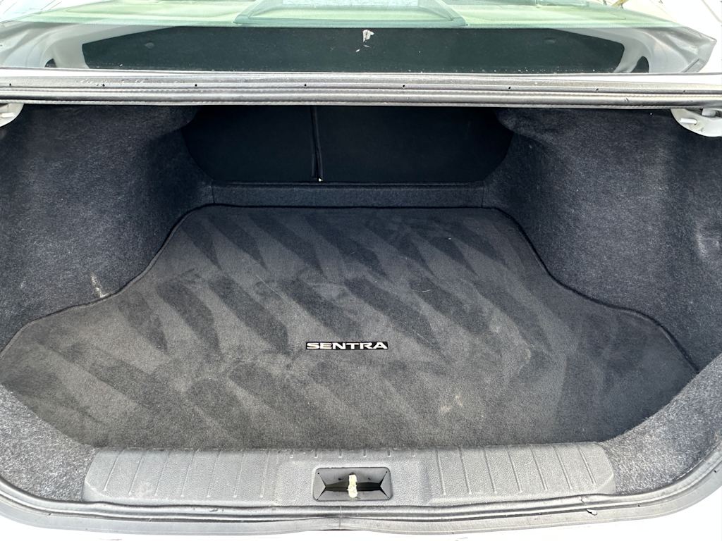 2022 Nissan Sentra SV 10