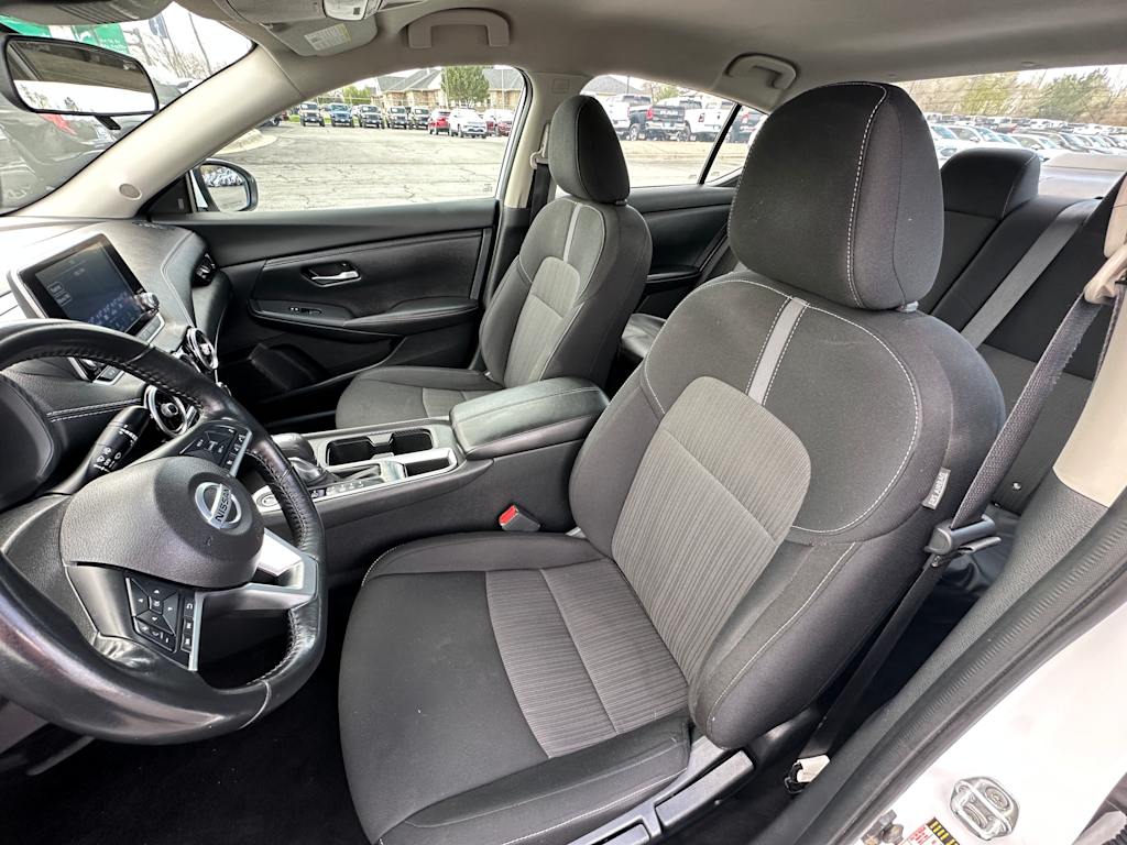 2022 Nissan Sentra SV 5