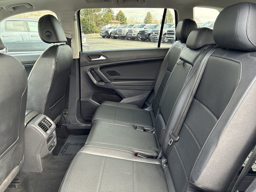 Thumbnail: 2019 Volkswagen Tiguan - 11