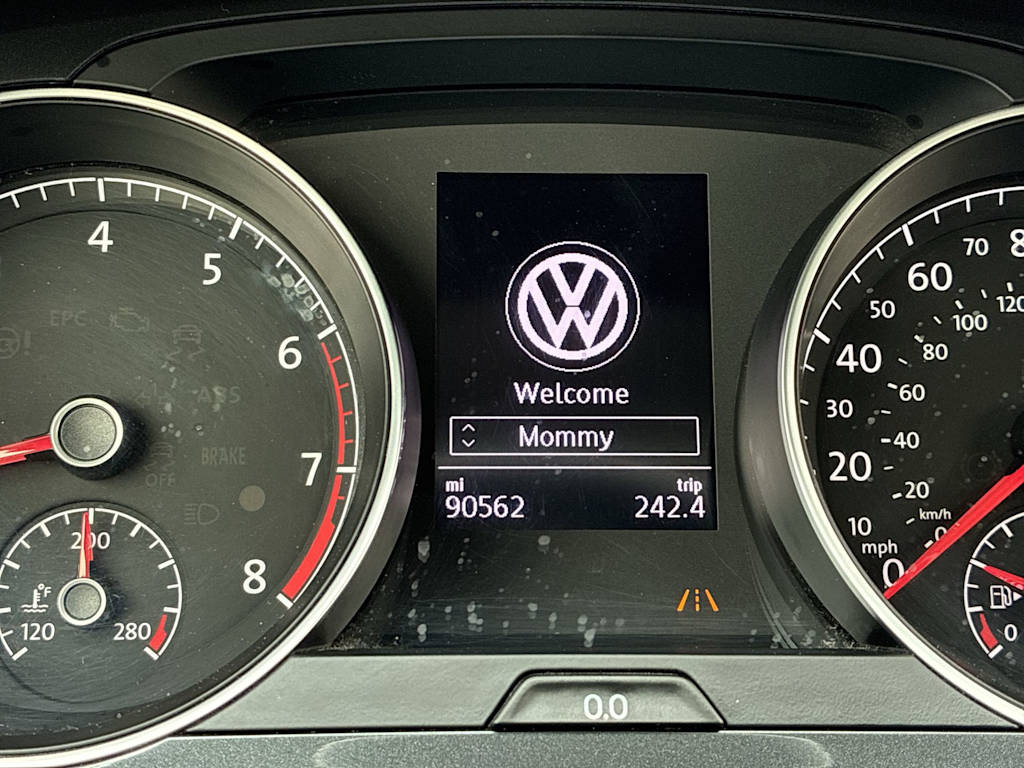 Thumbnail: 2018 Volkswagen Golf - 13