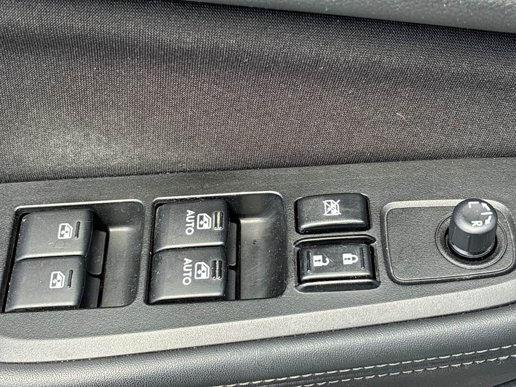Thumbnail: 2015 Subaru Legacy - 20