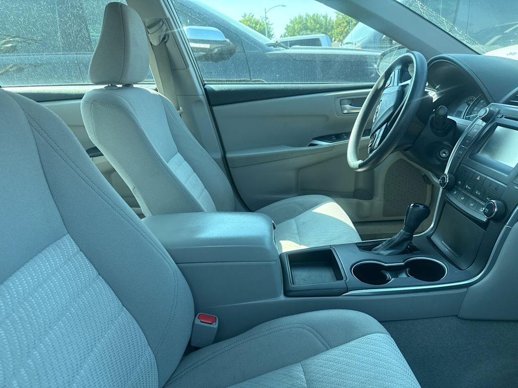 Thumbnail: 2015 Toyota Camry - 3