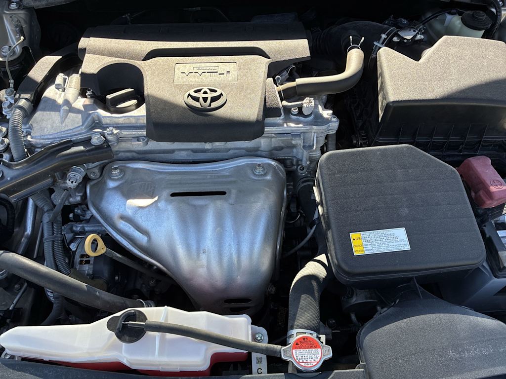 Thumbnail: 2016 Toyota Camry - 8