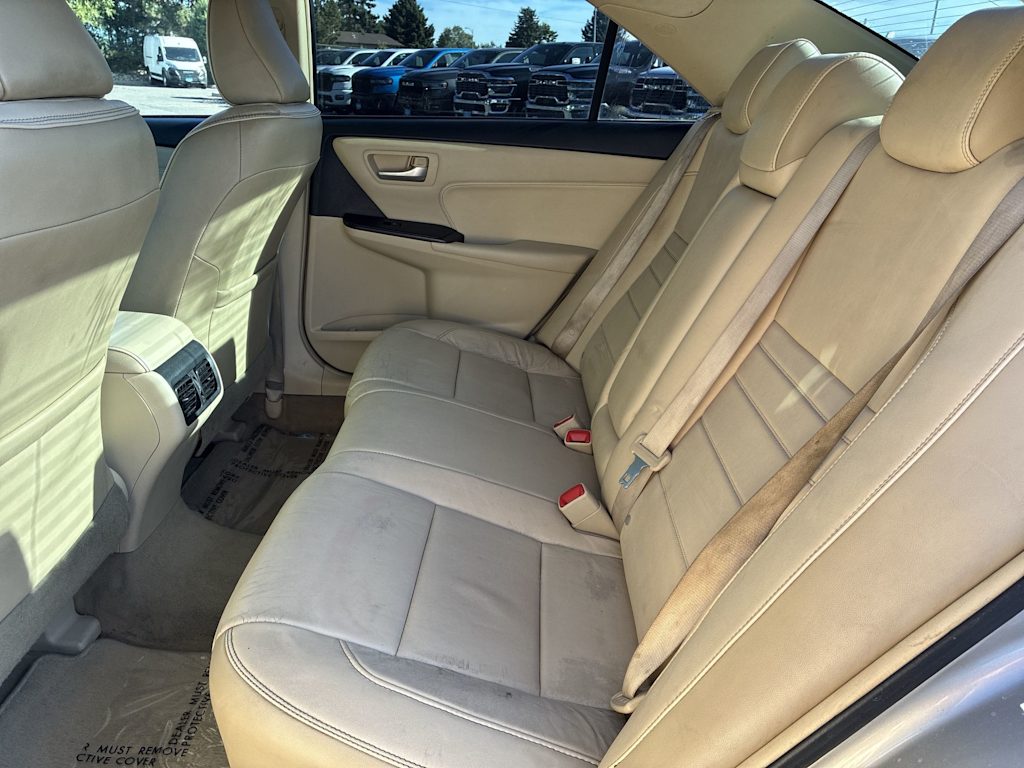 Thumbnail: 2016 Toyota Camry - 11