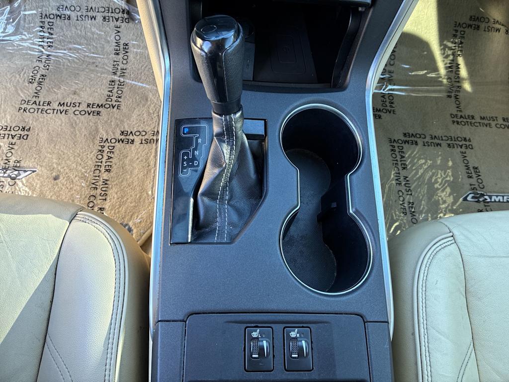 Thumbnail: 2016 Toyota Camry - 23