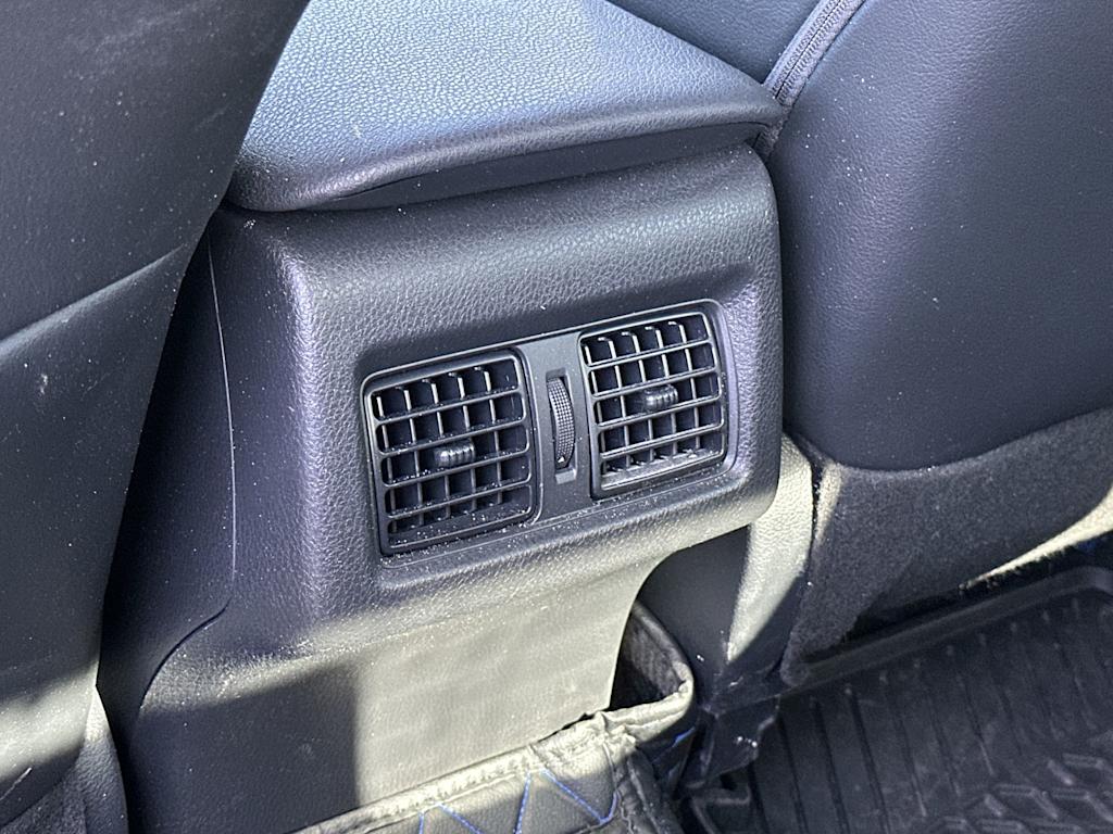 Thumbnail: 2023 Toyota Camry - 23