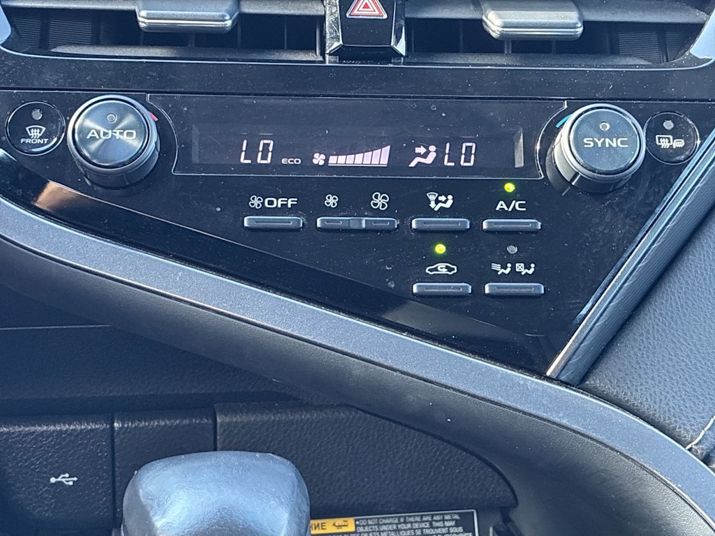 Thumbnail: 2021 Toyota Camry - 23