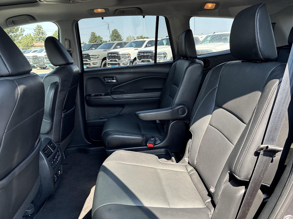 Thumbnail: 2021 Honda Pilot - 10