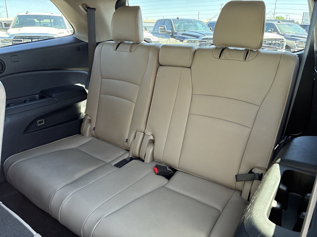 Thumbnail: 2019 Honda Pilot - 26