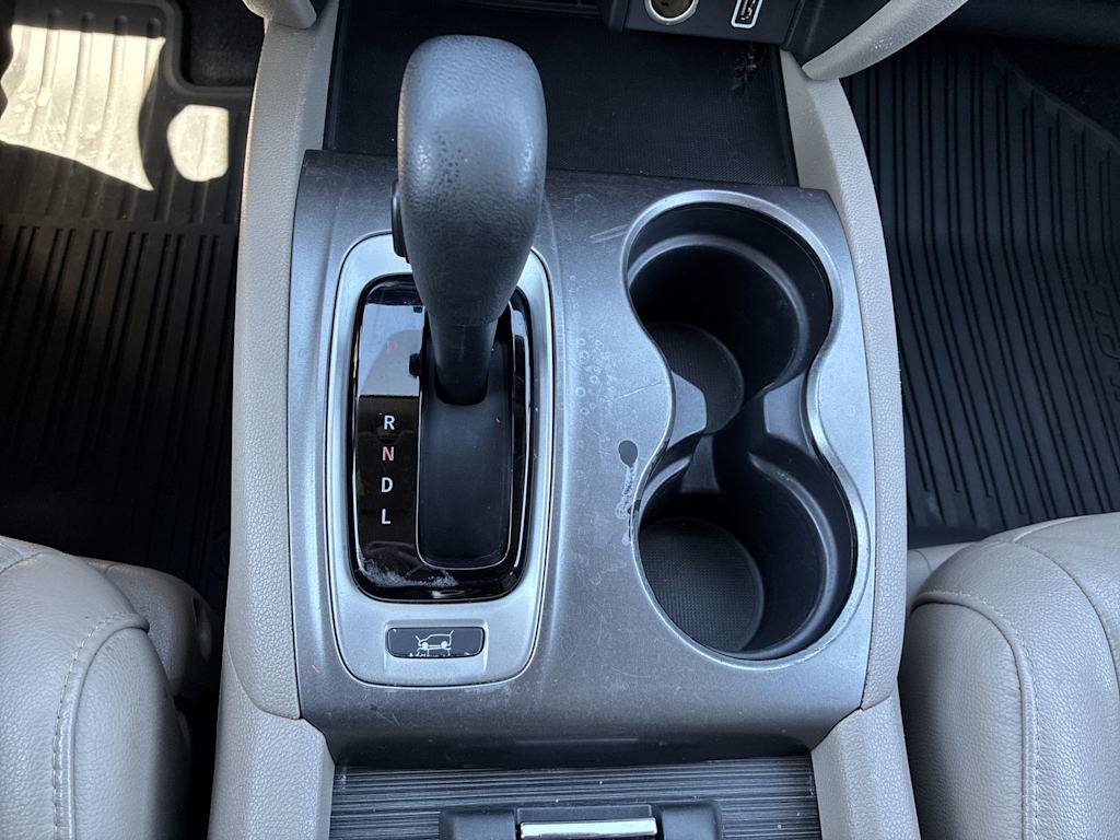 Thumbnail: 2019 Honda Pilot - 11