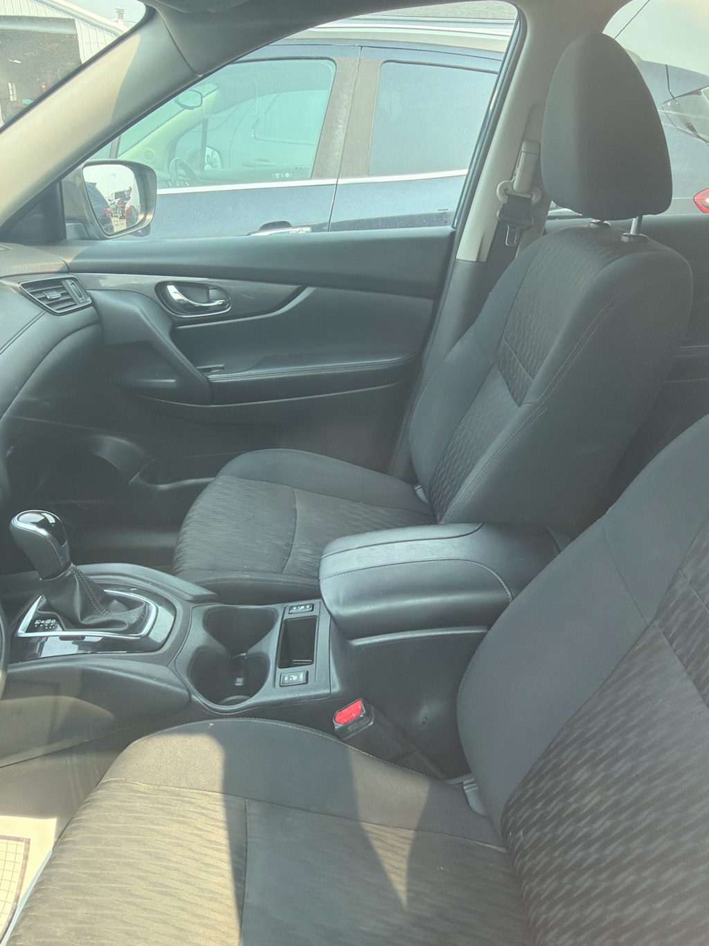 Thumbnail: 2019 Nissan Rogue - 8