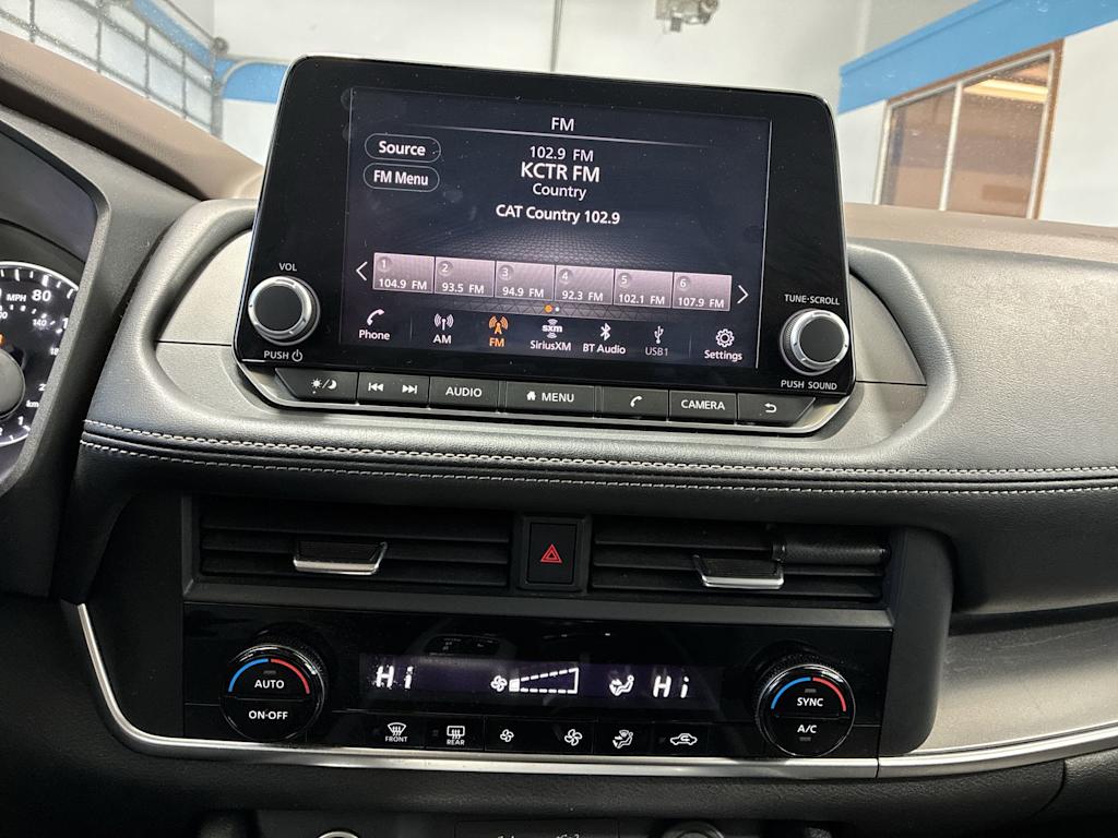 Thumbnail: 2023 Nissan Rogue - 11