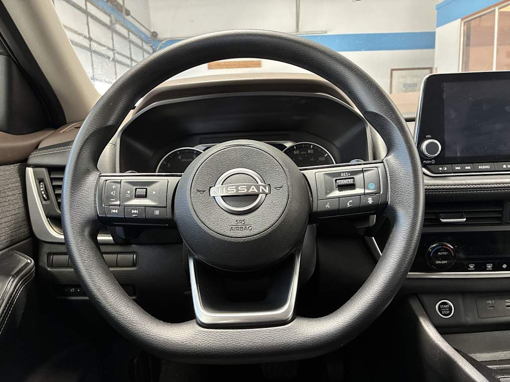 Thumbnail: 2023 Nissan Rogue - 2