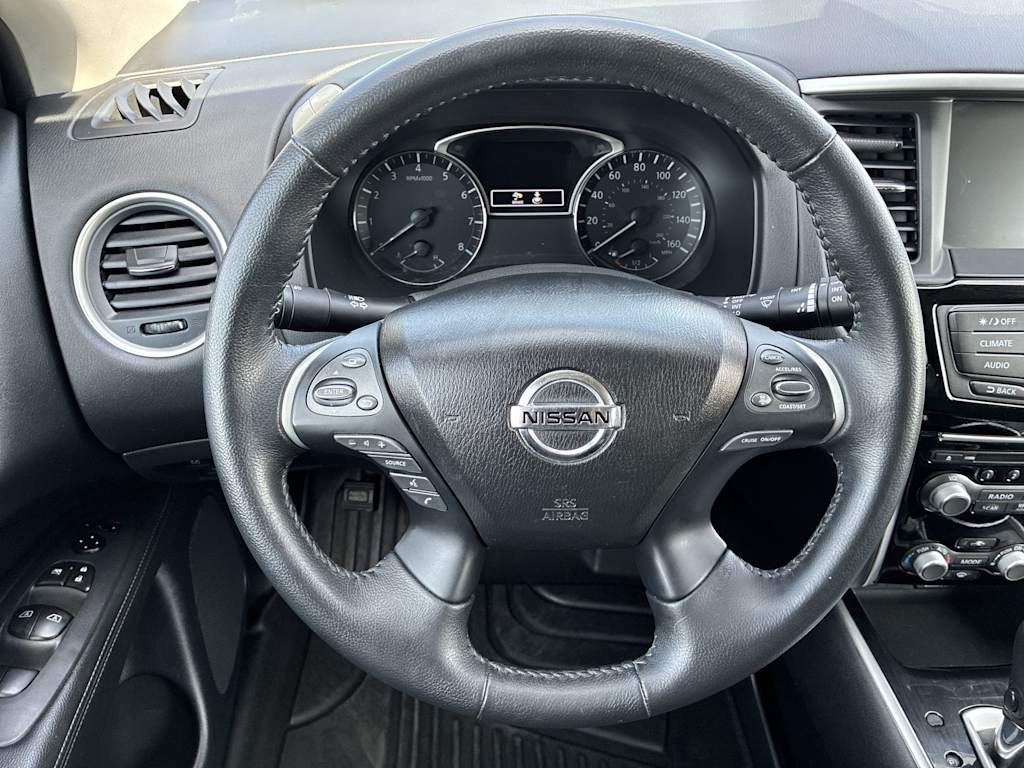 Thumbnail: 2019 Nissan Pathfinder - 2