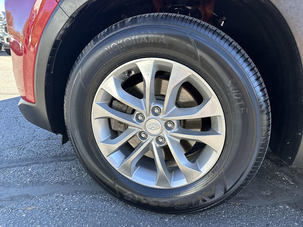 Thumbnail: 2019 Hyundai Santa Fe - 6