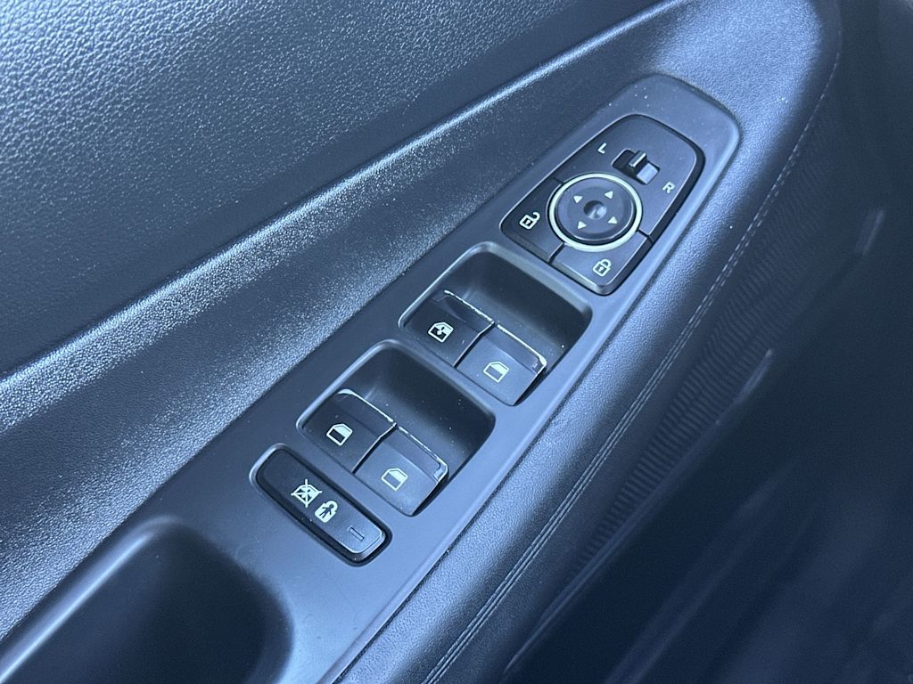 Thumbnail: 2019 Hyundai Santa Fe - 20