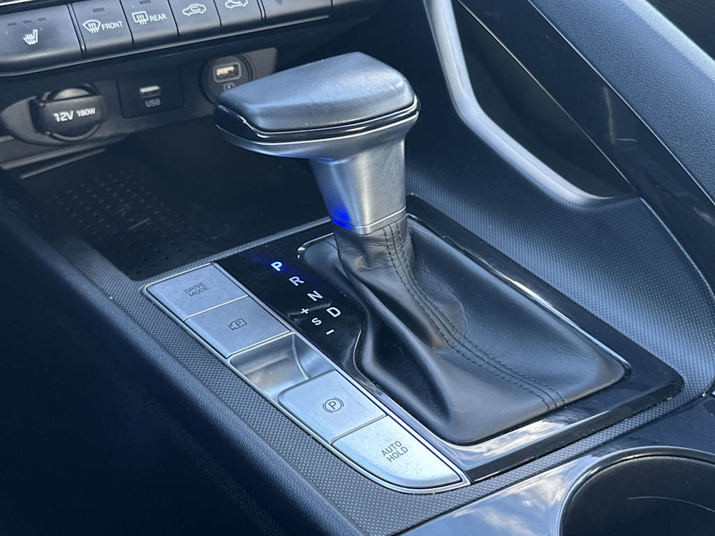 Thumbnail: 2022 Hyundai Elantra - 12