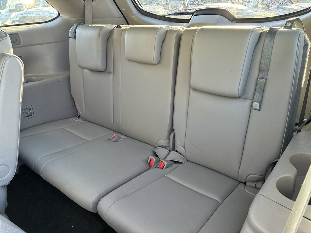 Thumbnail: 2019 Toyota Highlander - 32