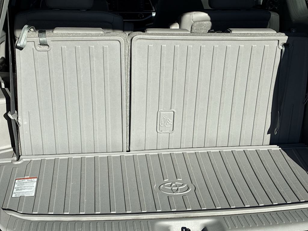 Thumbnail: 2019 Toyota Highlander - 28