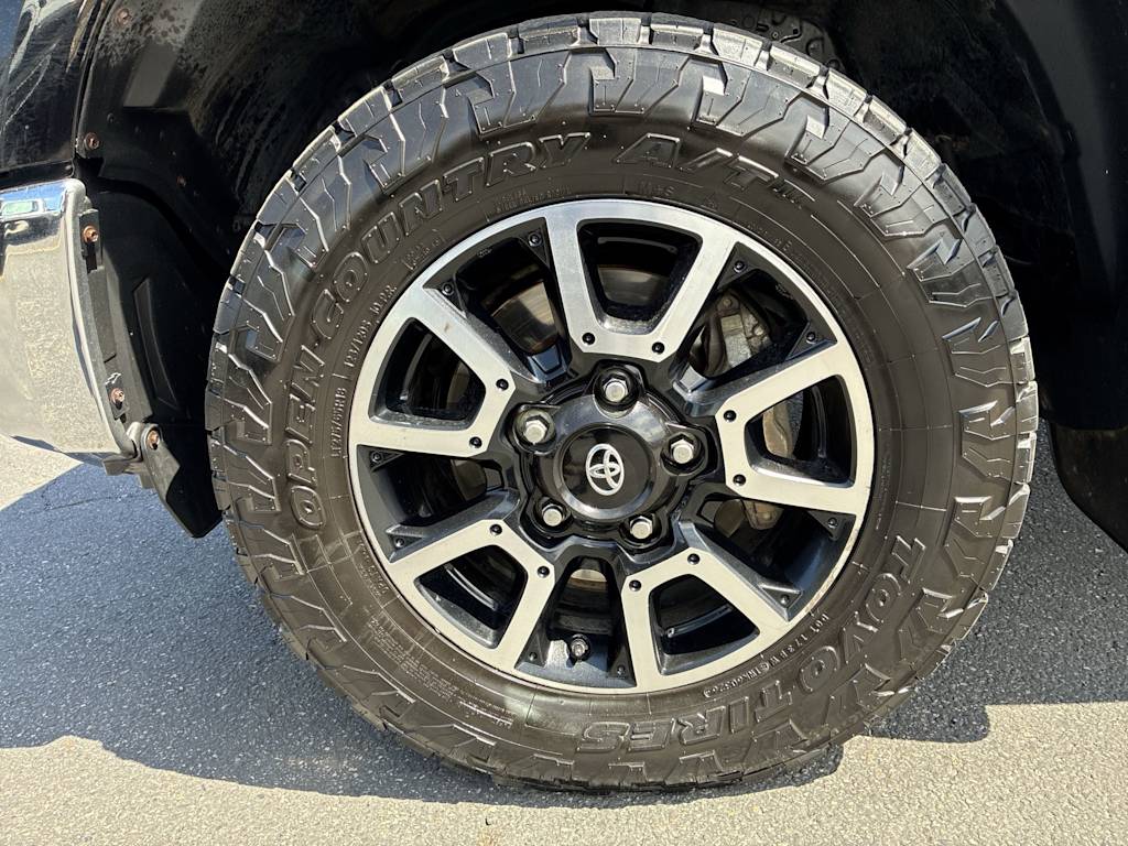 Thumbnail: 2018 Toyota Tundra - 7