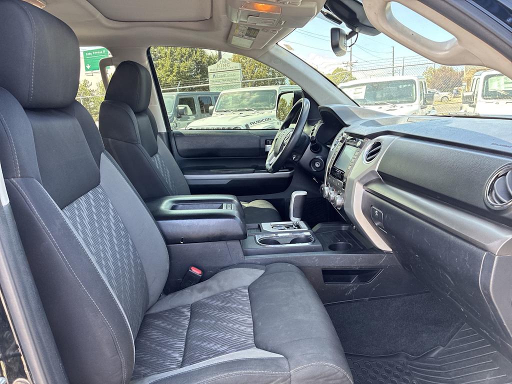 Thumbnail: 2018 Toyota Tundra - 24
