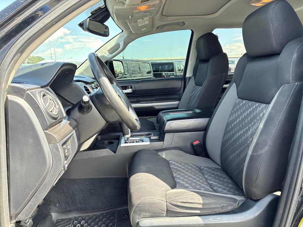 Thumbnail: 2018 Toyota Tundra - 8