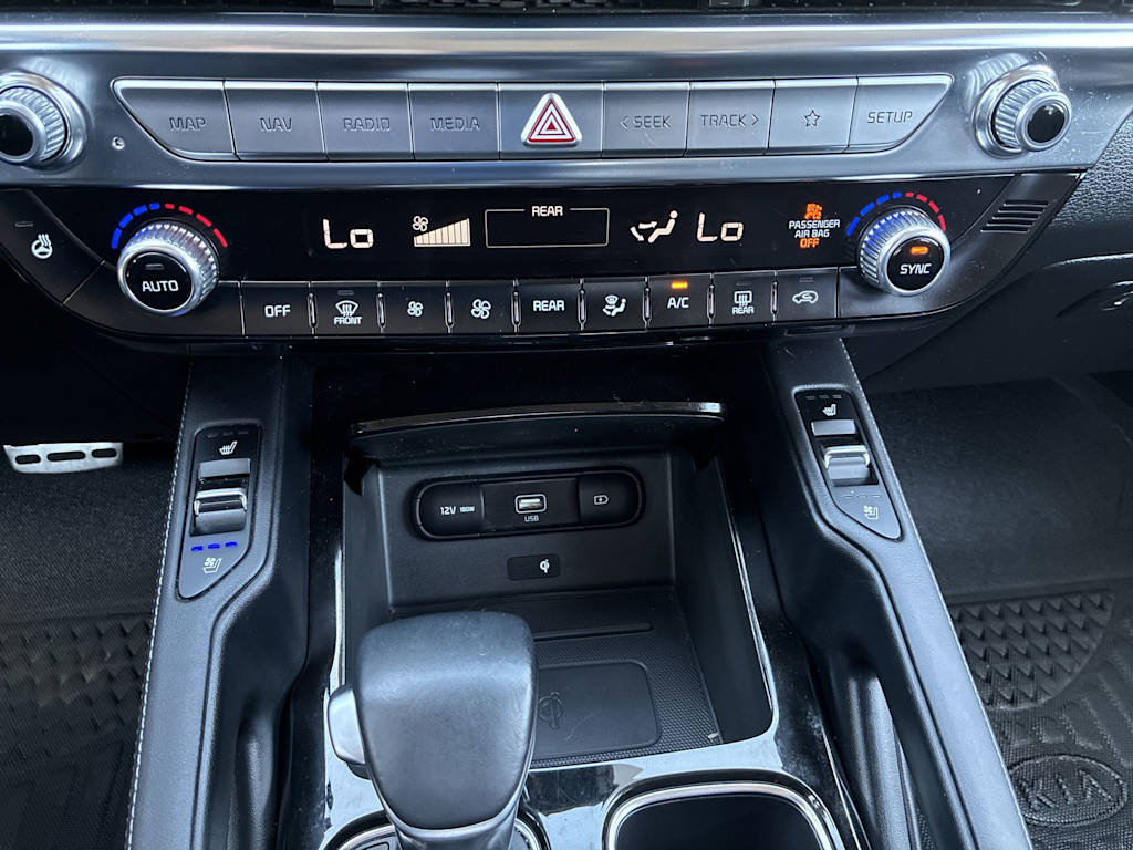 Thumbnail: 2022 Kia Telluride - 23