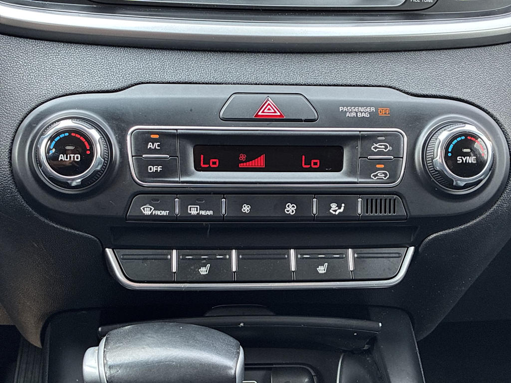 Thumbnail: 2020 Kia Sorento - 22