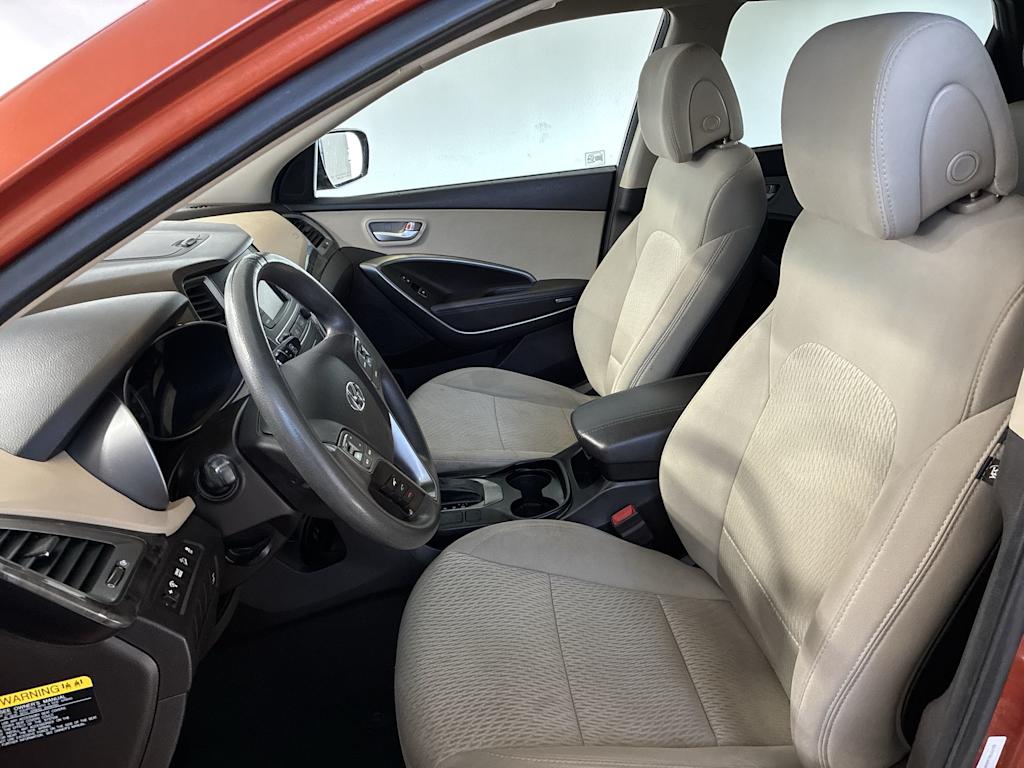 Thumbnail: 2017 Hyundai Santa Fe - 9