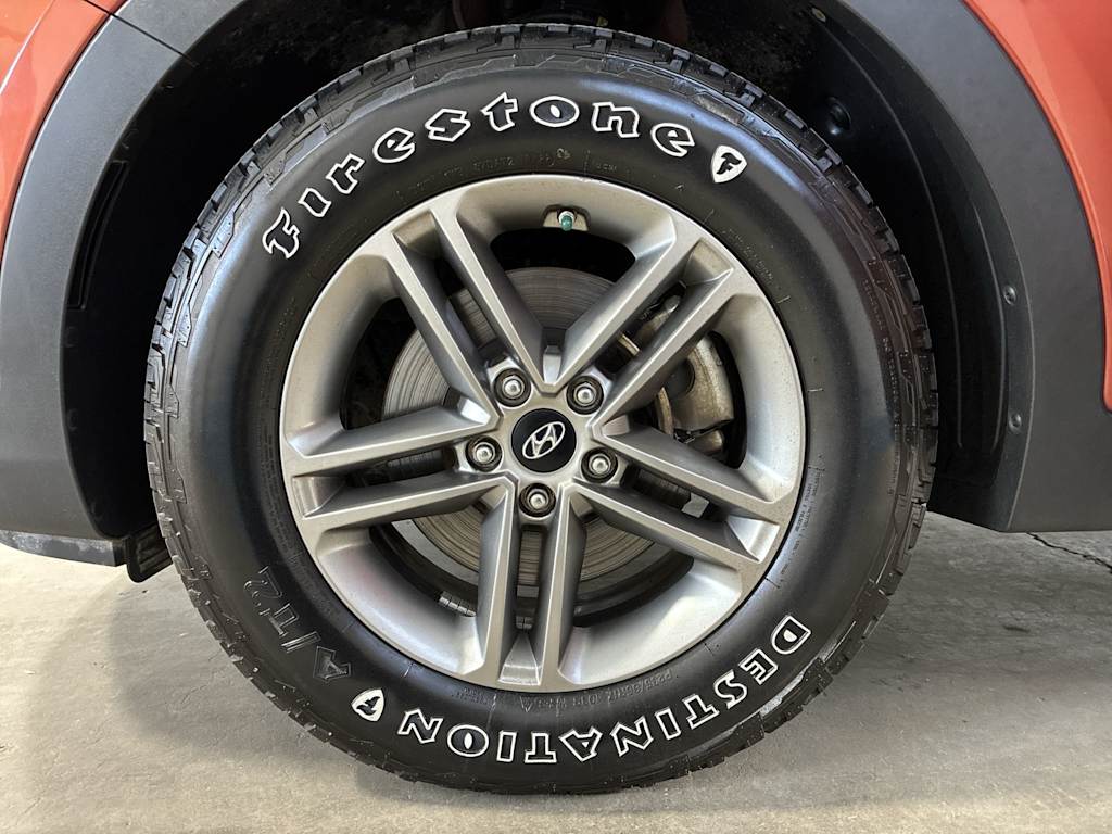 Thumbnail: 2017 Hyundai Santa Fe - 7