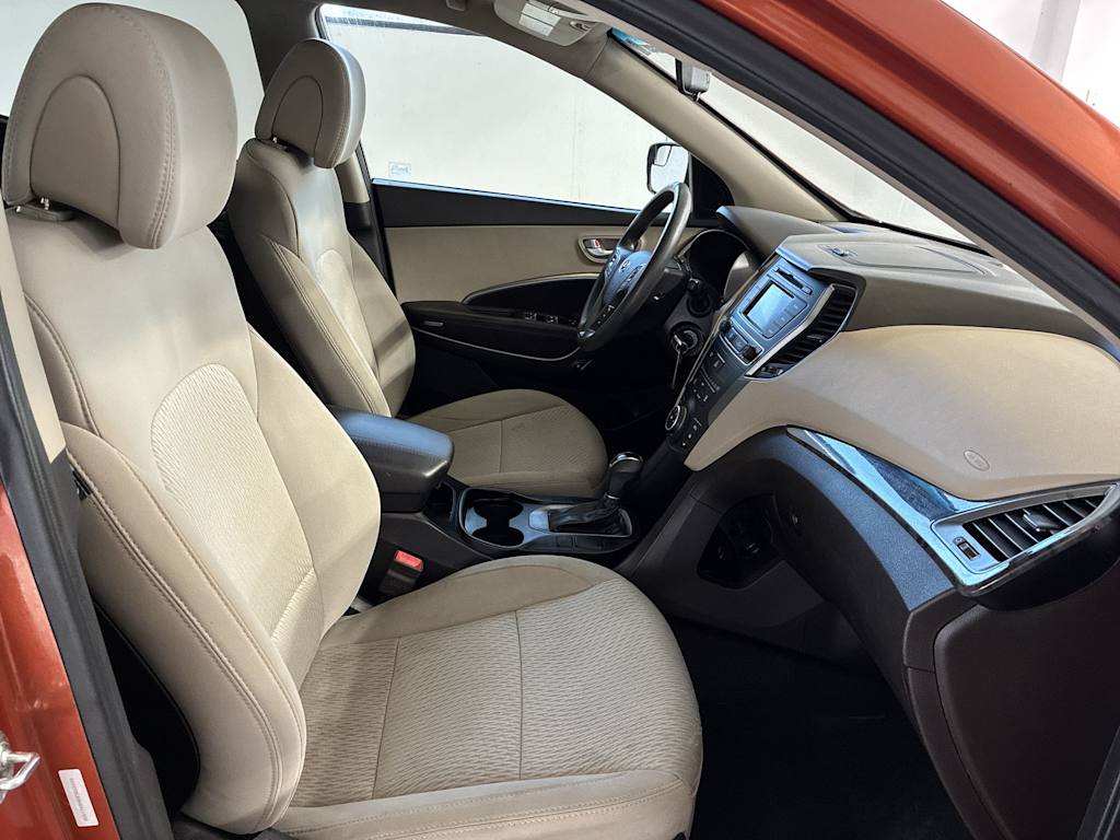 Thumbnail: 2017 Hyundai Santa Fe - 23