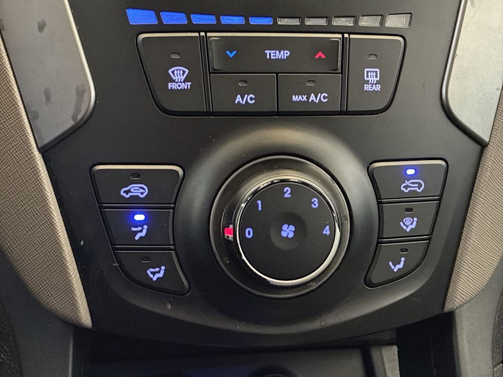 Thumbnail: 2017 Hyundai Santa Fe - 22