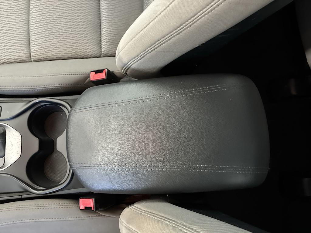 Thumbnail: 2017 Hyundai Santa Fe - 9