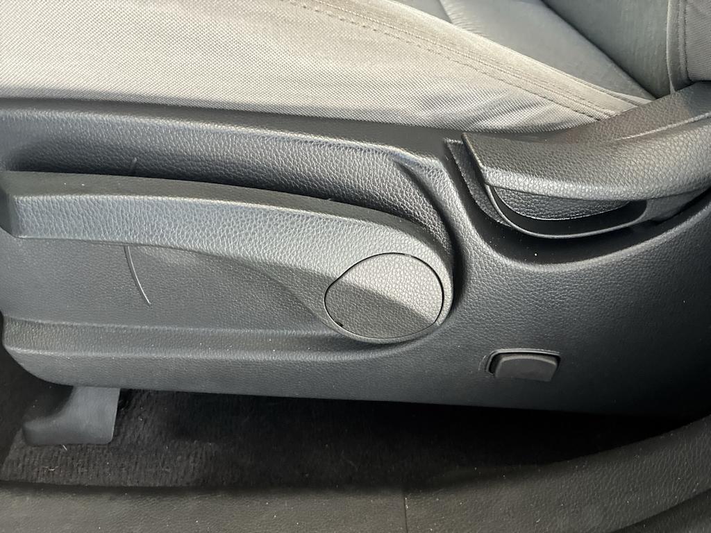 Thumbnail: 2017 Hyundai Santa Fe - 20