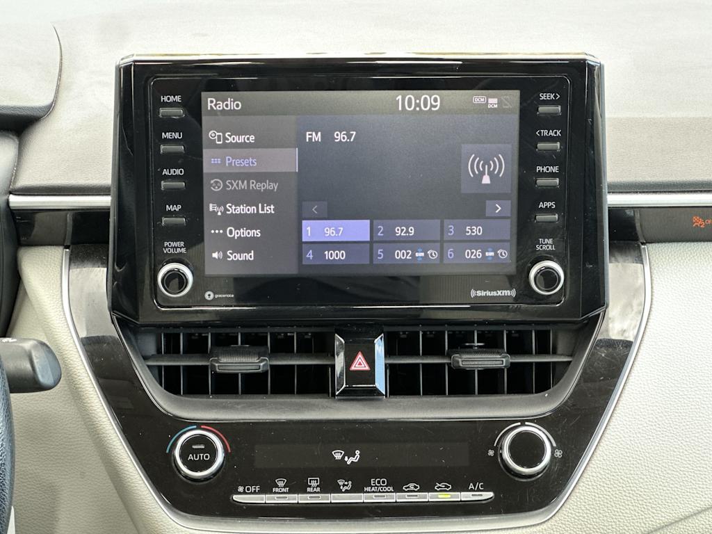 Thumbnail: 2022 Toyota Corolla - 10